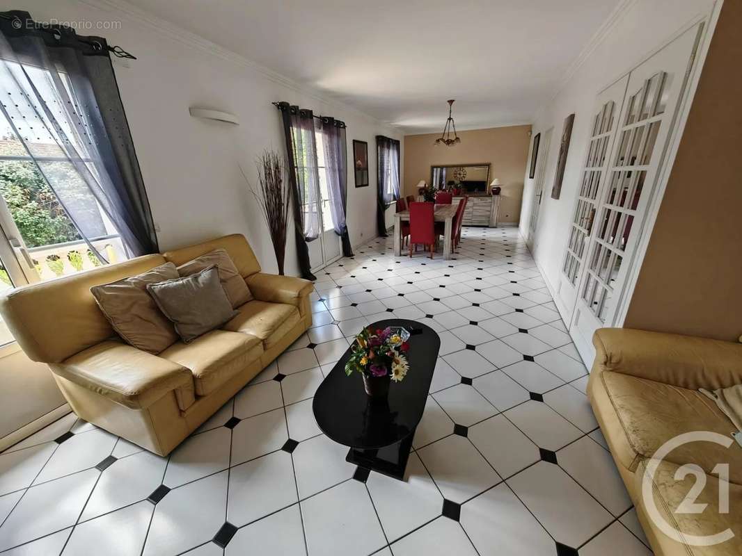 Maison a louer cormeilles-en-parisis - 6 pièce(s) - 140 m2 - Surfyn
