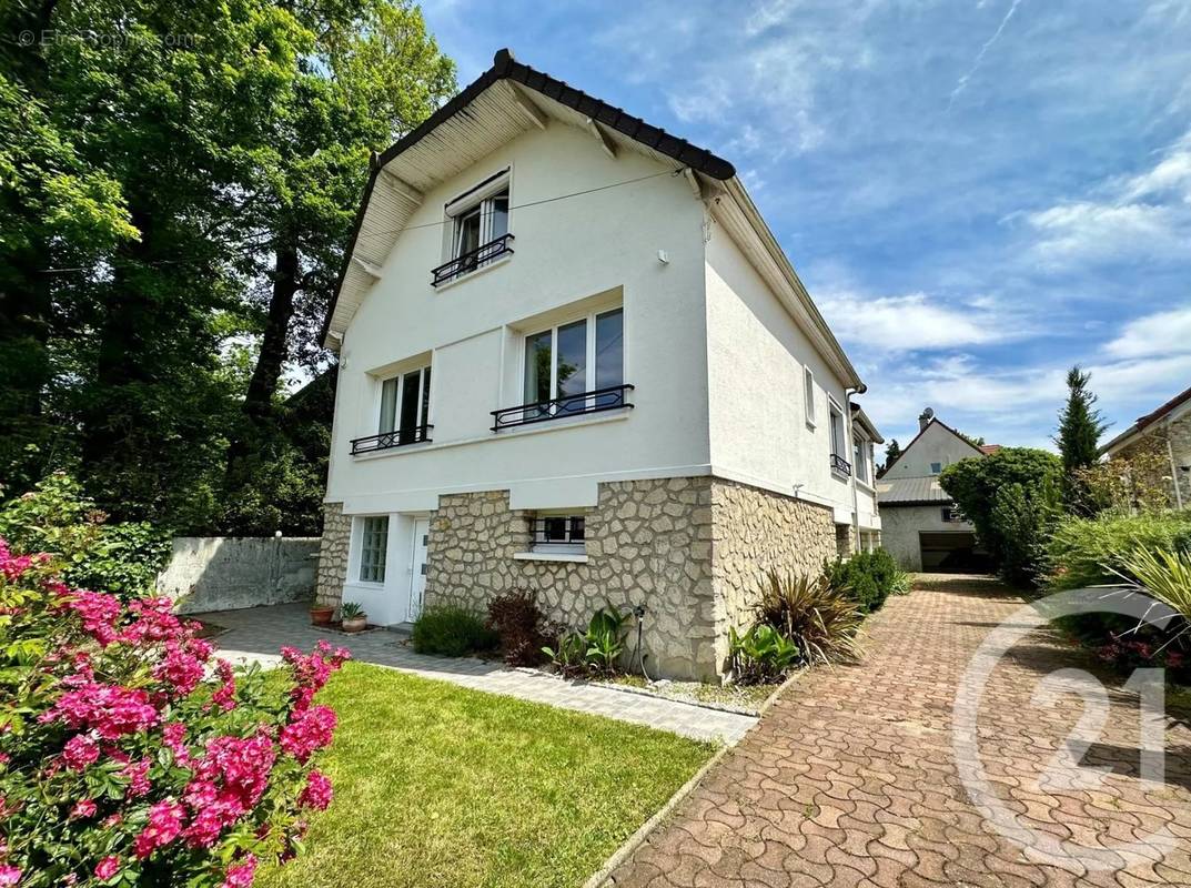 Maison à VILLIERS-SUR-MARNE