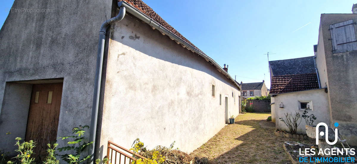 Maison à MEUNG-SUR-LOIRE