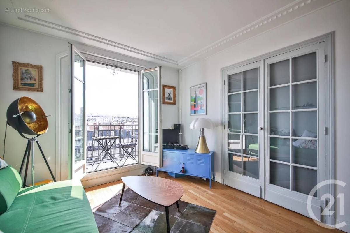 Appartement à PARIS-15E