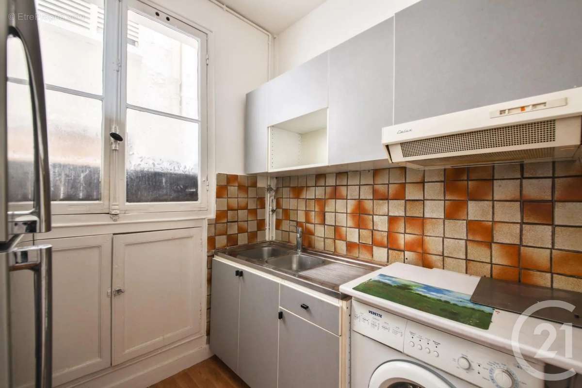 Appartement à PARIS-15E