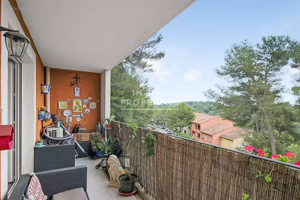 Appartement à MOUGINS