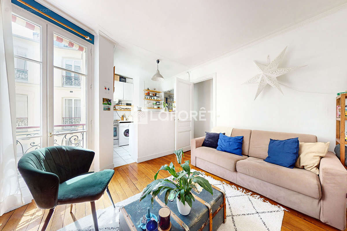 Appartement à PARIS-17E