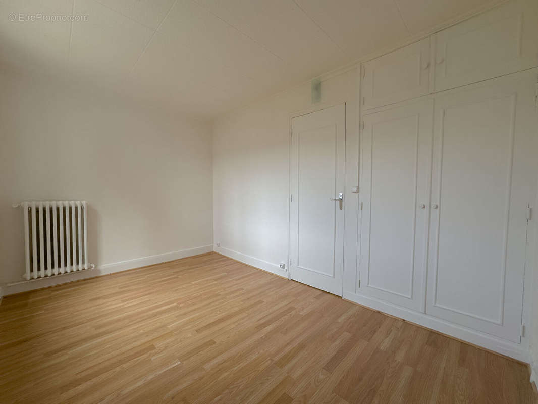 Appartement à AUBERVILLIERS