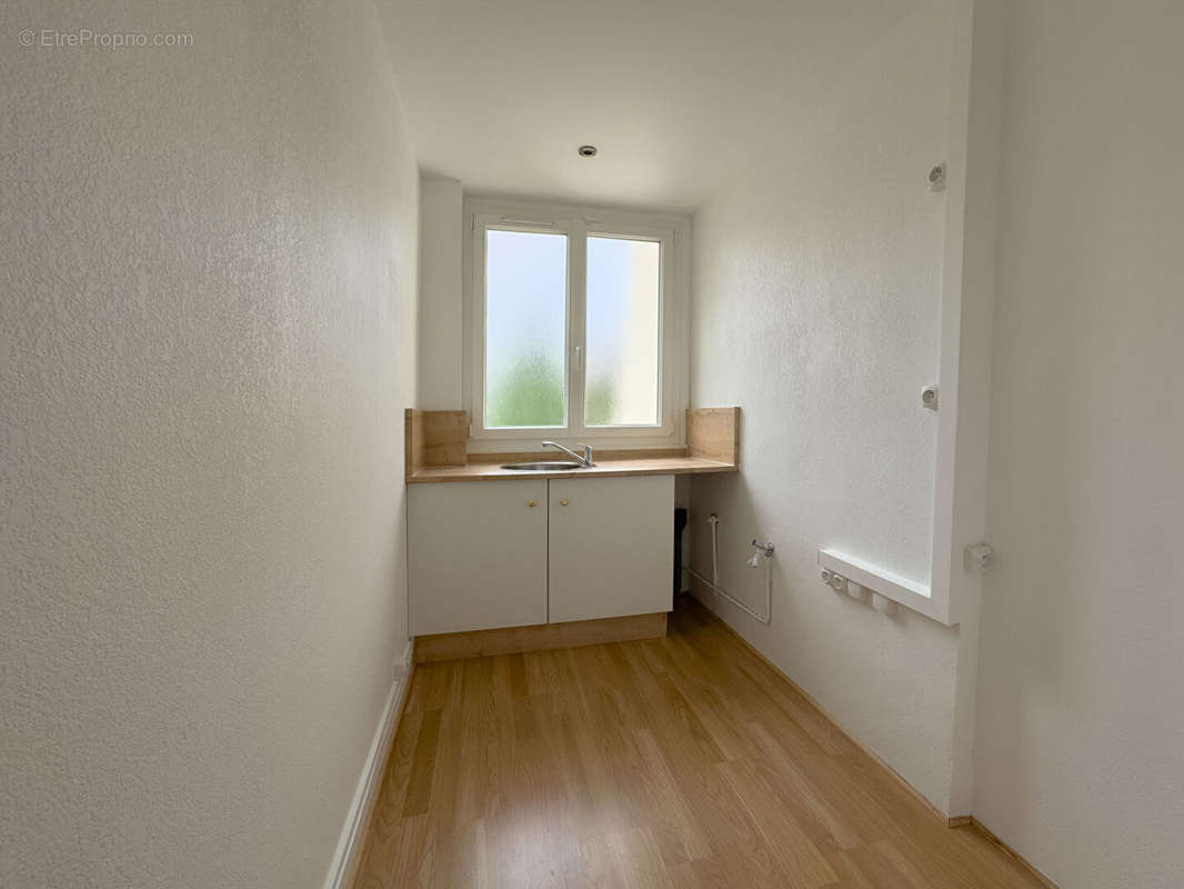 Appartement à AUBERVILLIERS