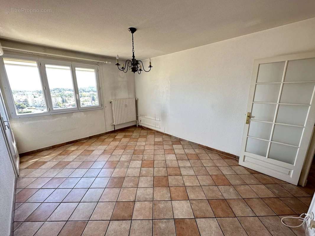 Appartement à DRAGUIGNAN