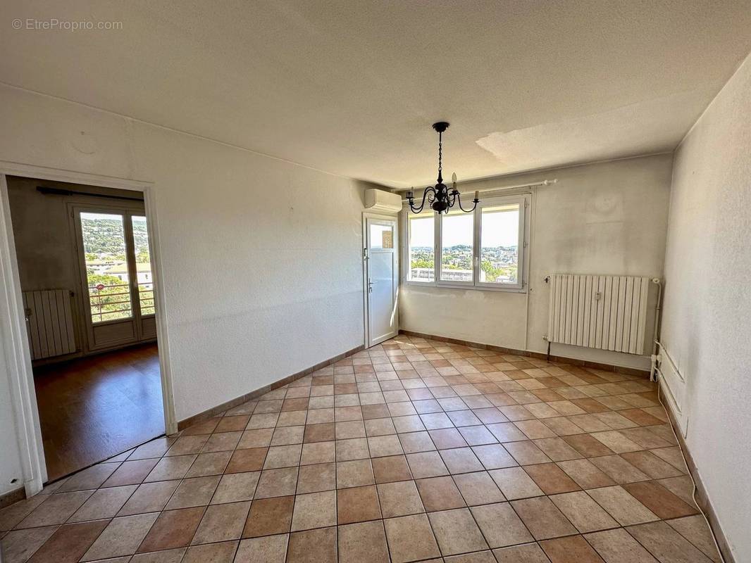 Appartement à DRAGUIGNAN