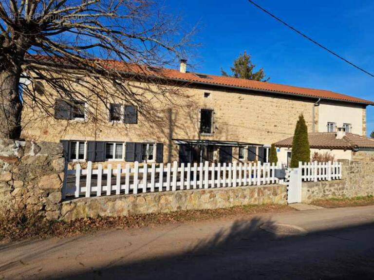 Maison à SAINT-GEORGES-LAGRICOL