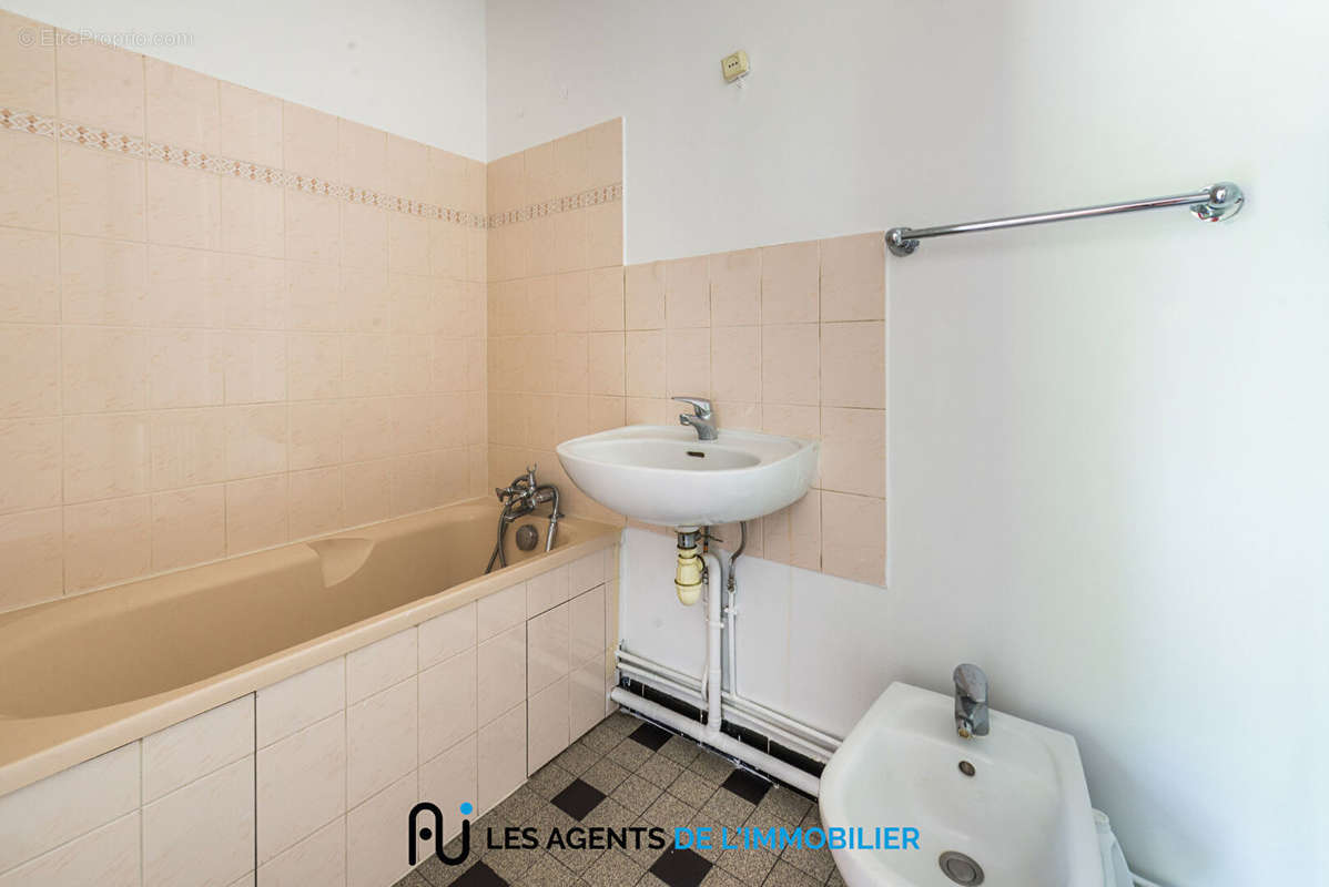 Appartement à RUEIL-MALMAISON