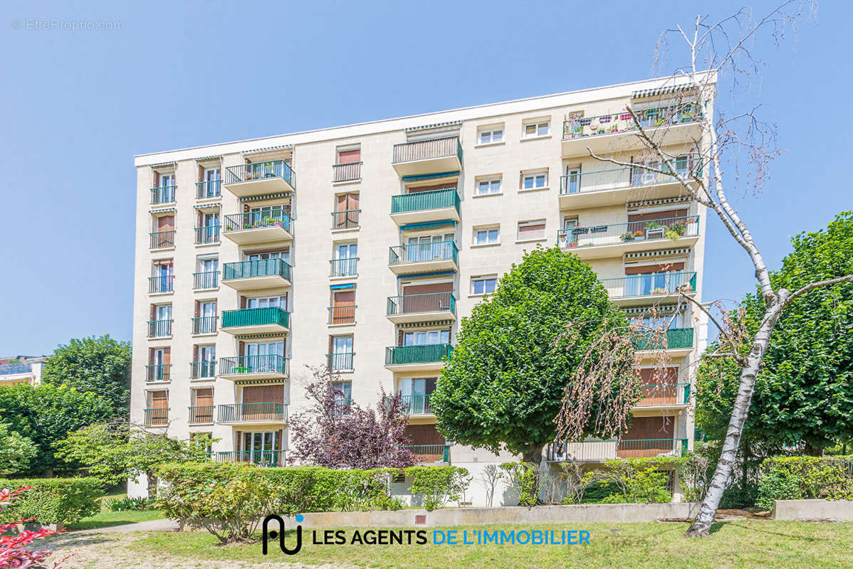 Appartement à RUEIL-MALMAISON