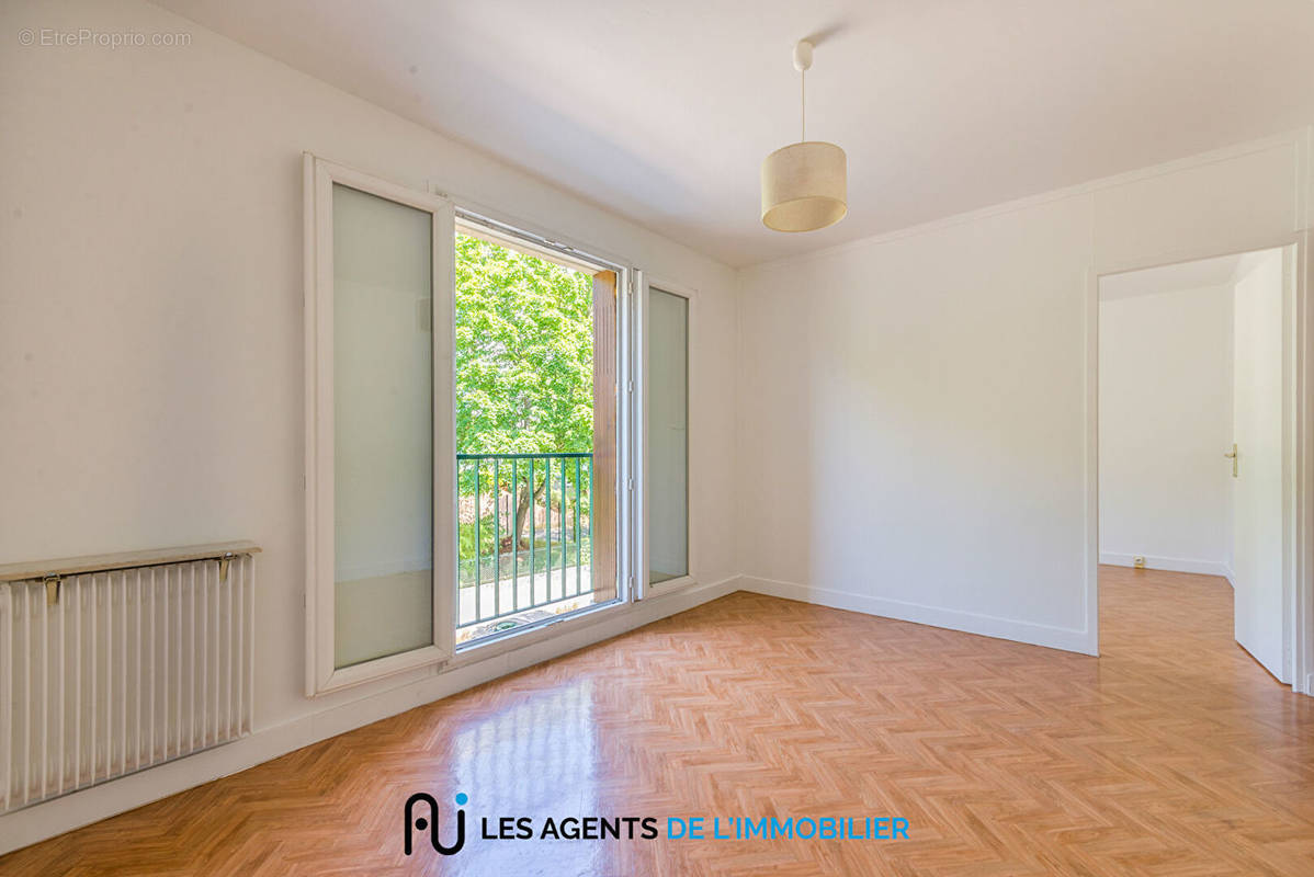 Appartement à RUEIL-MALMAISON