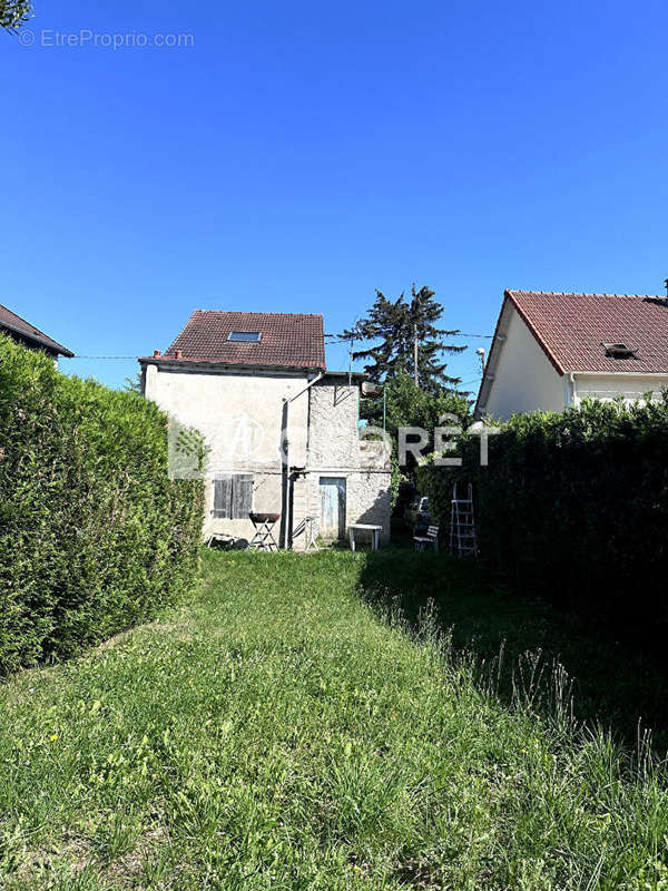 Maison à LIVRY-GARGAN