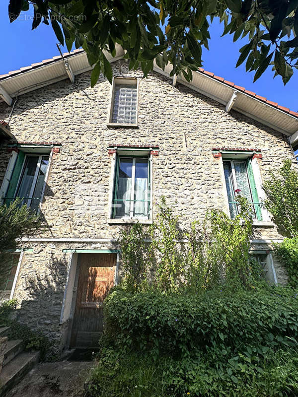 Maison à LIVRY-GARGAN