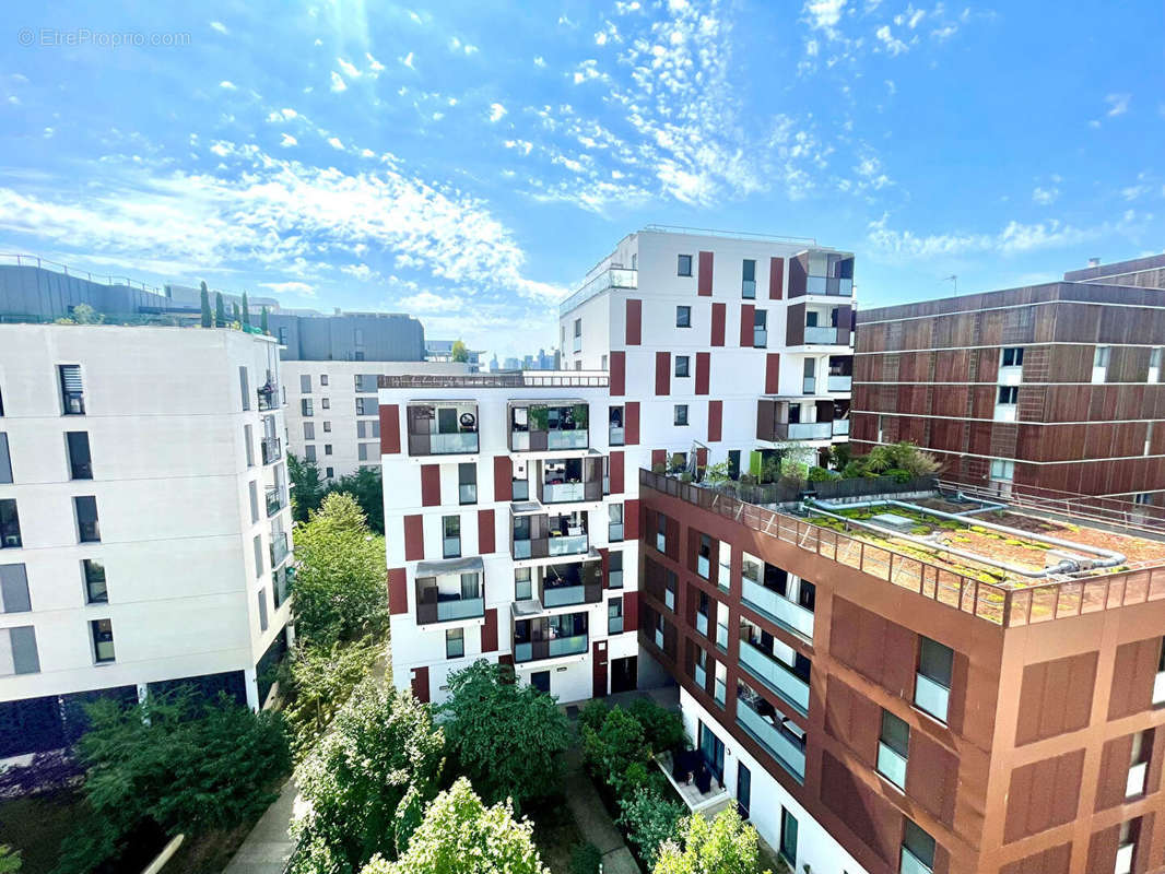 Appartement à COLOMBES