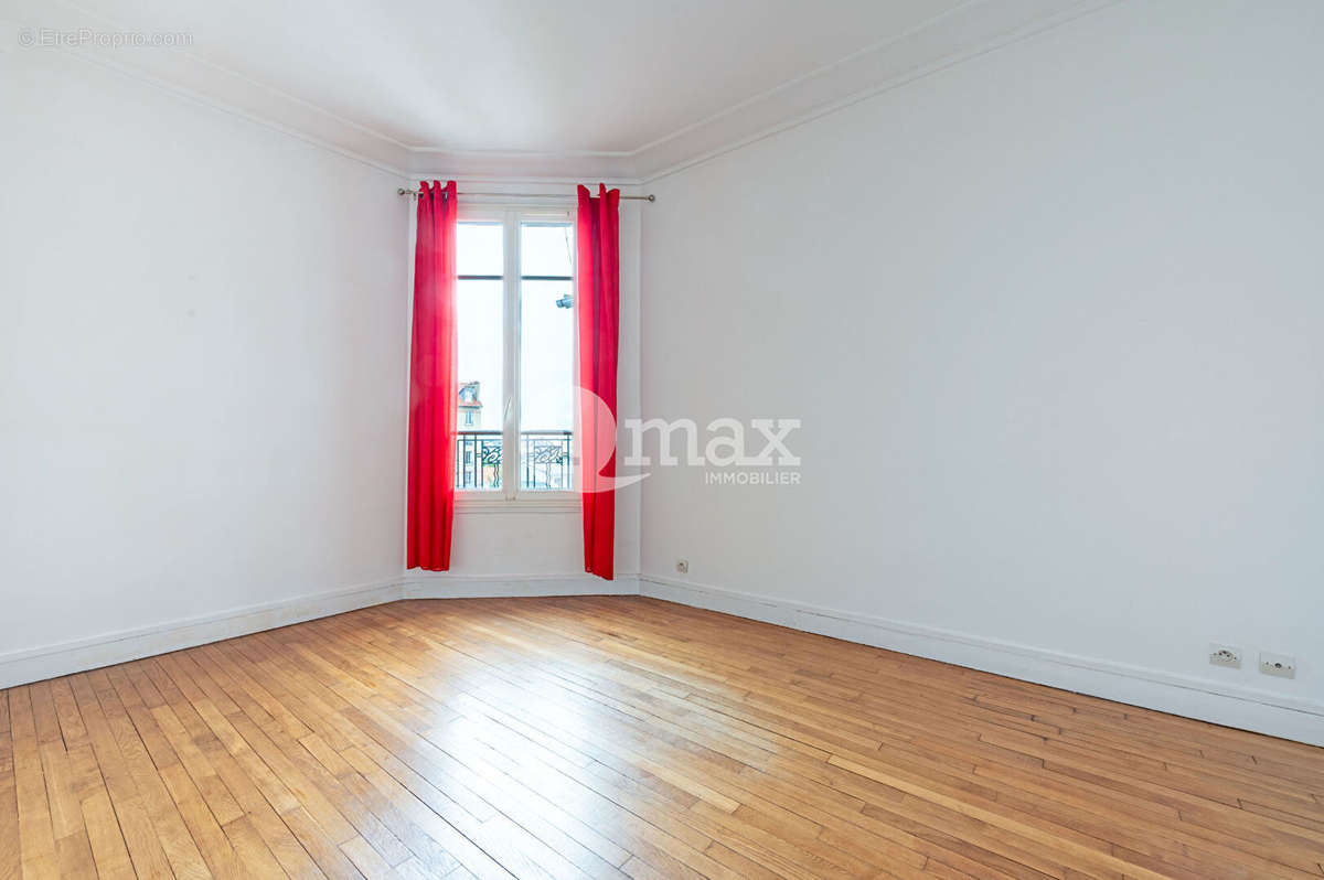 Appartement à COLOMBES