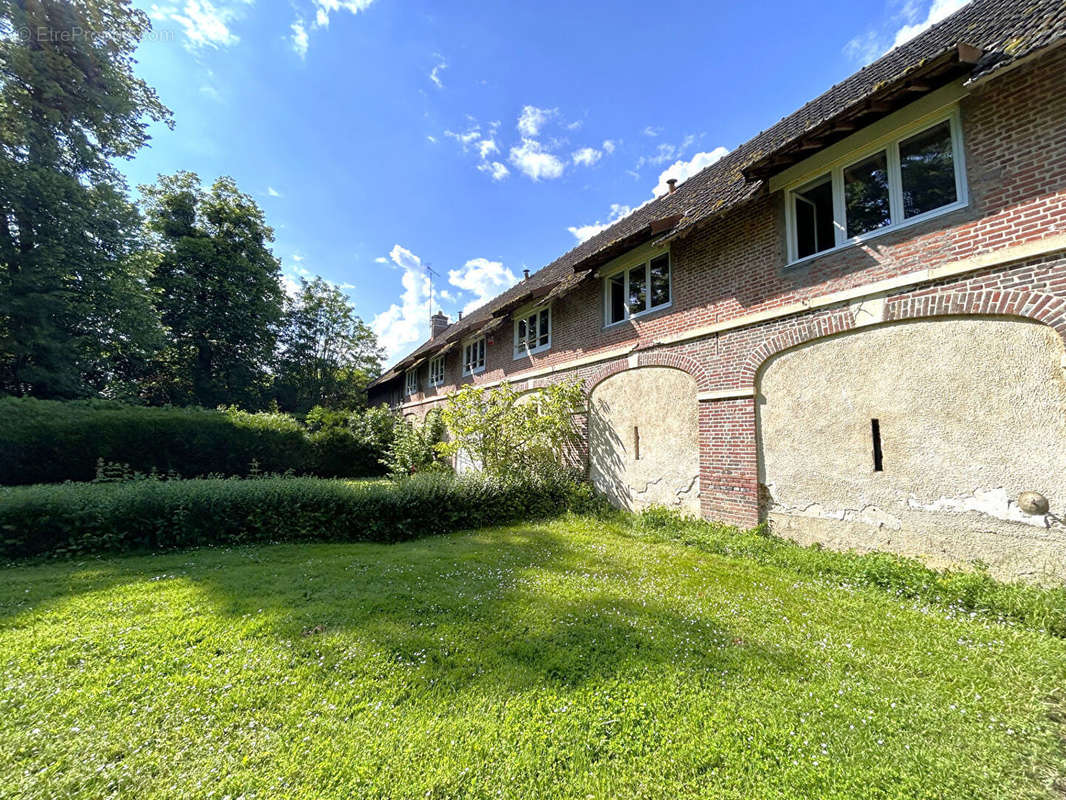 Appartement à VAUX-SUR-EURE