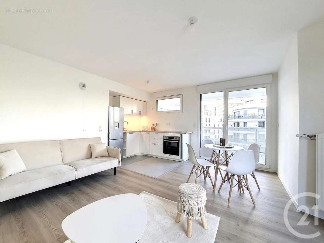 Appartement à COLOMBES