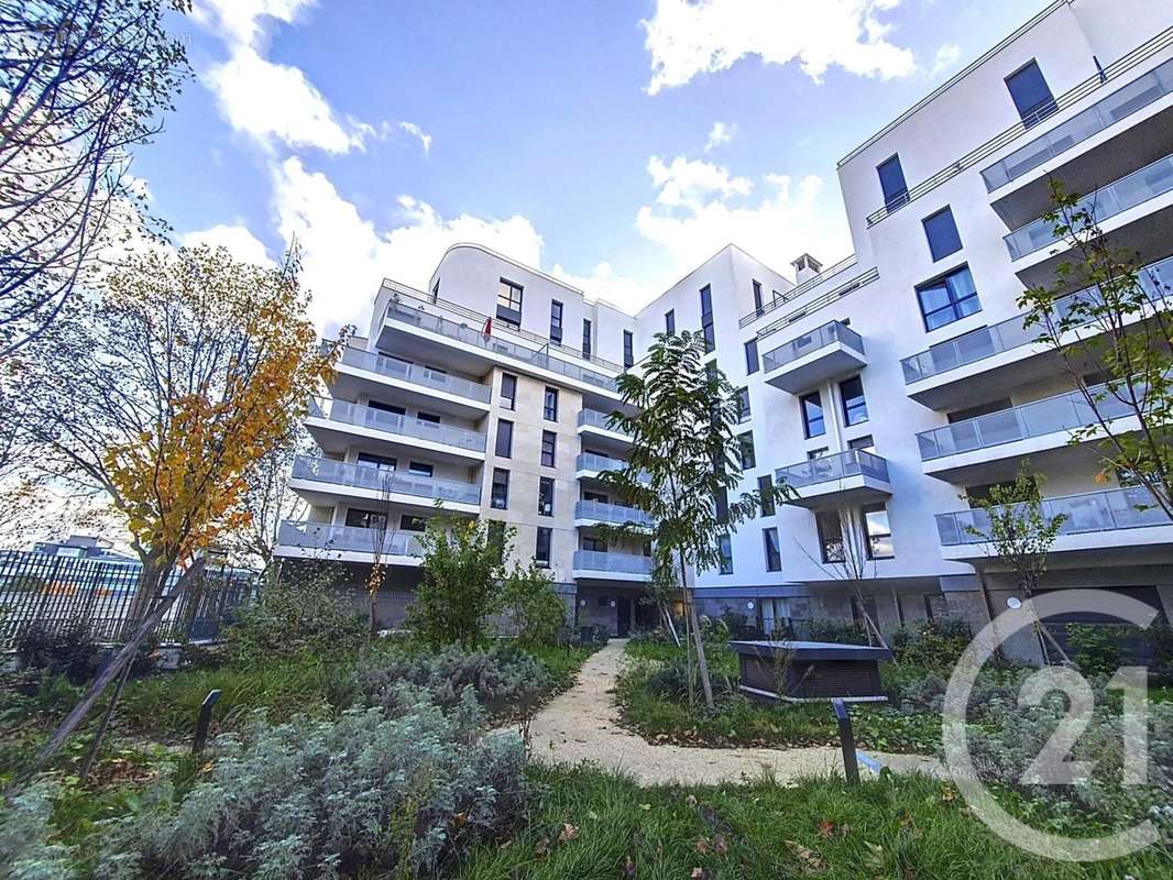 Appartement à COLOMBES