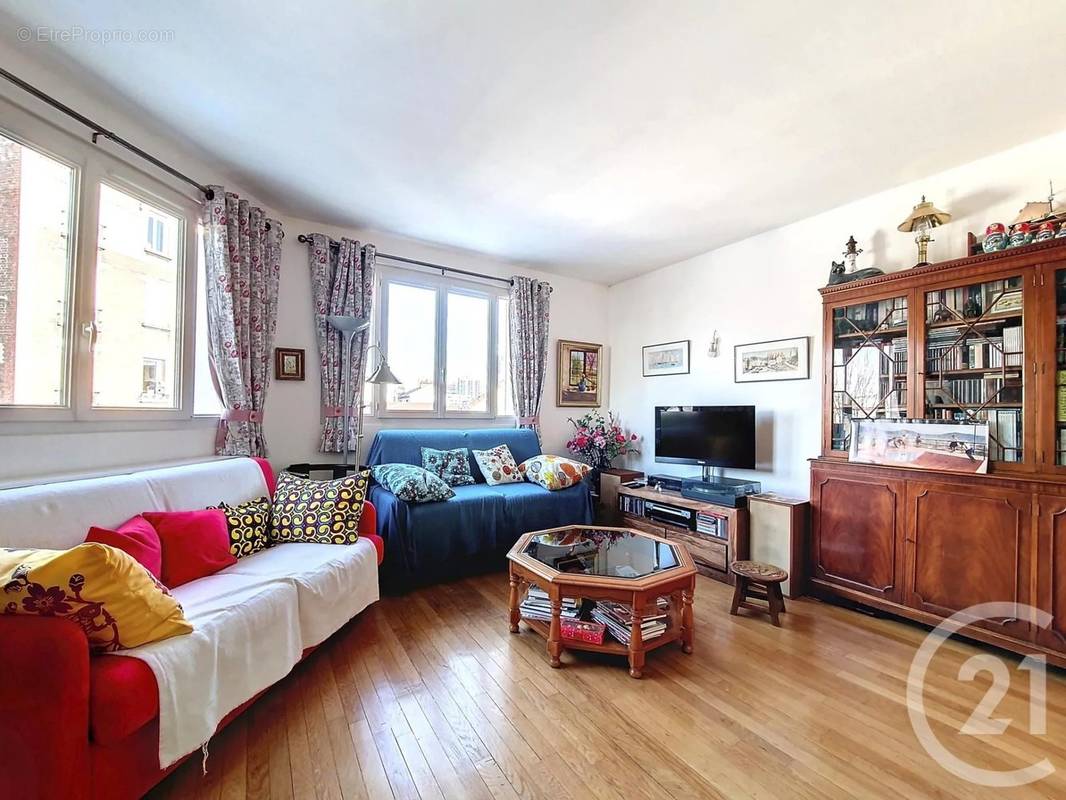 Appartement à COLOMBES