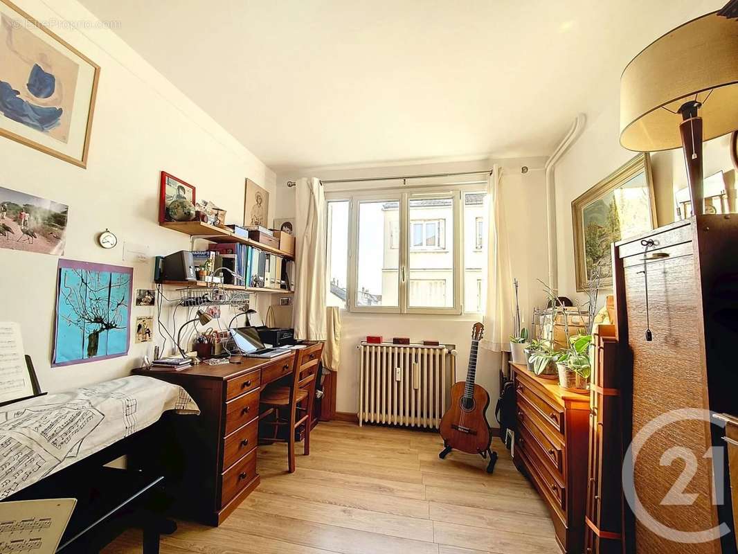 Appartement à COLOMBES