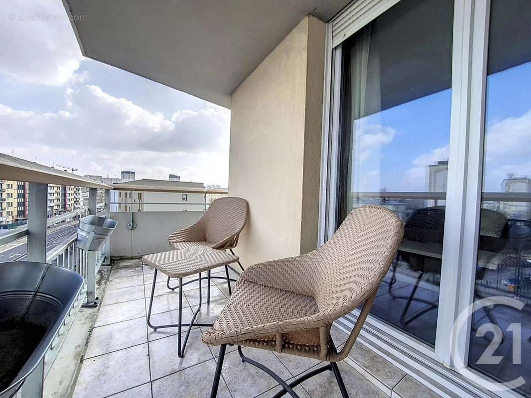 Appartement à COLOMBES