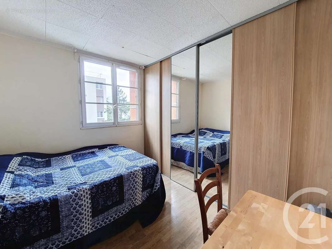 Appartement à COLOMBES