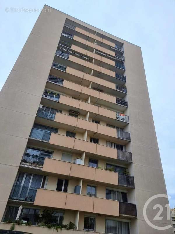 Appartement à COLOMBES