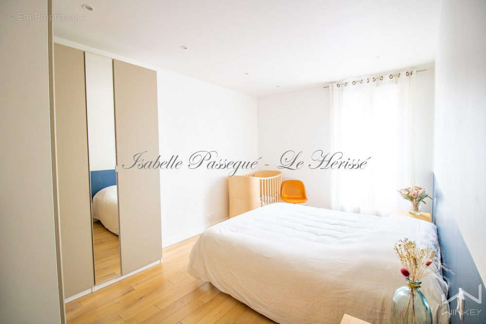 Appartement à LEVALLOIS-PERRET