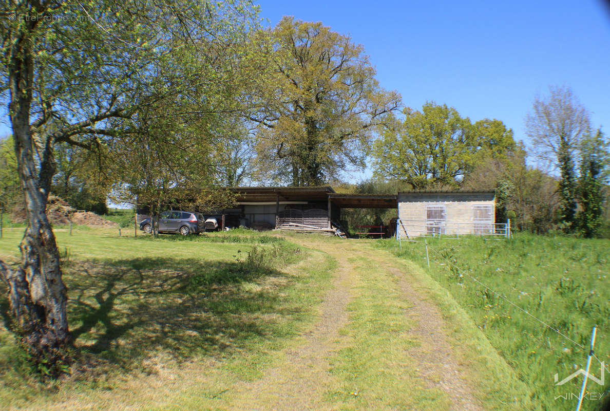 Maison à CONTIGNE