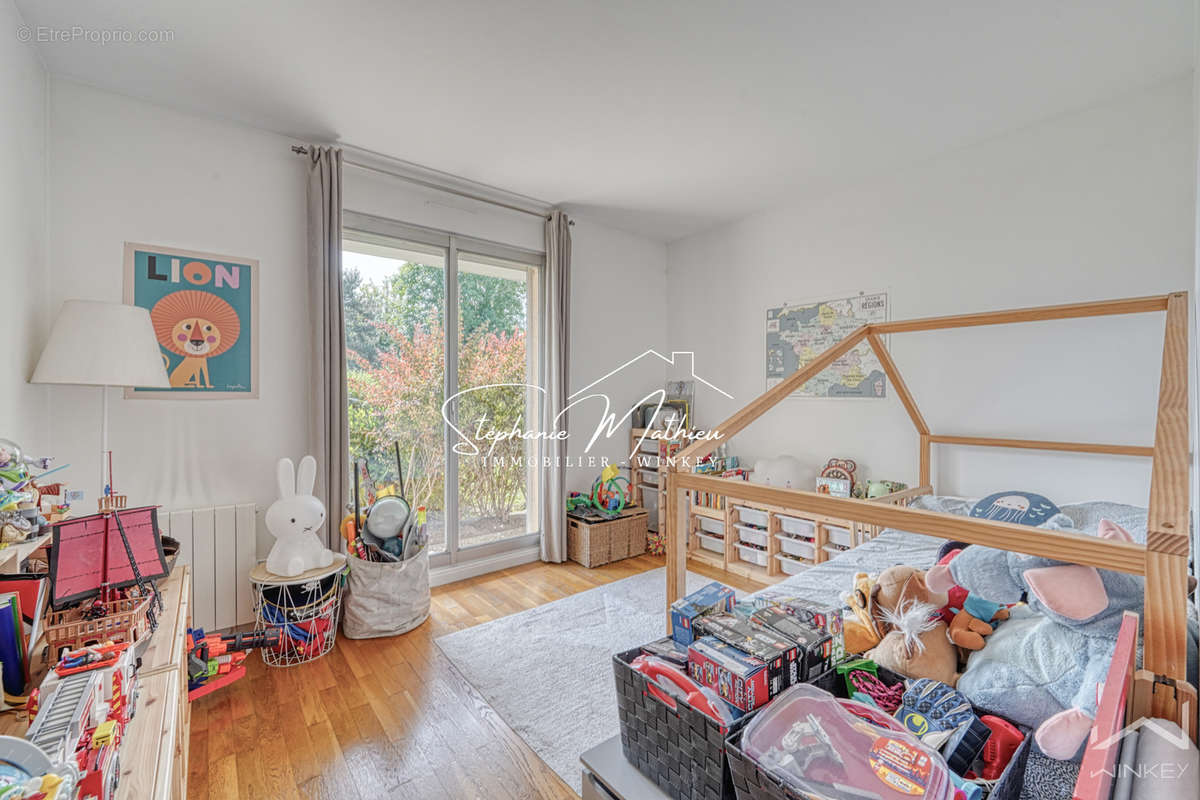 Appartement à RUEIL-MALMAISON