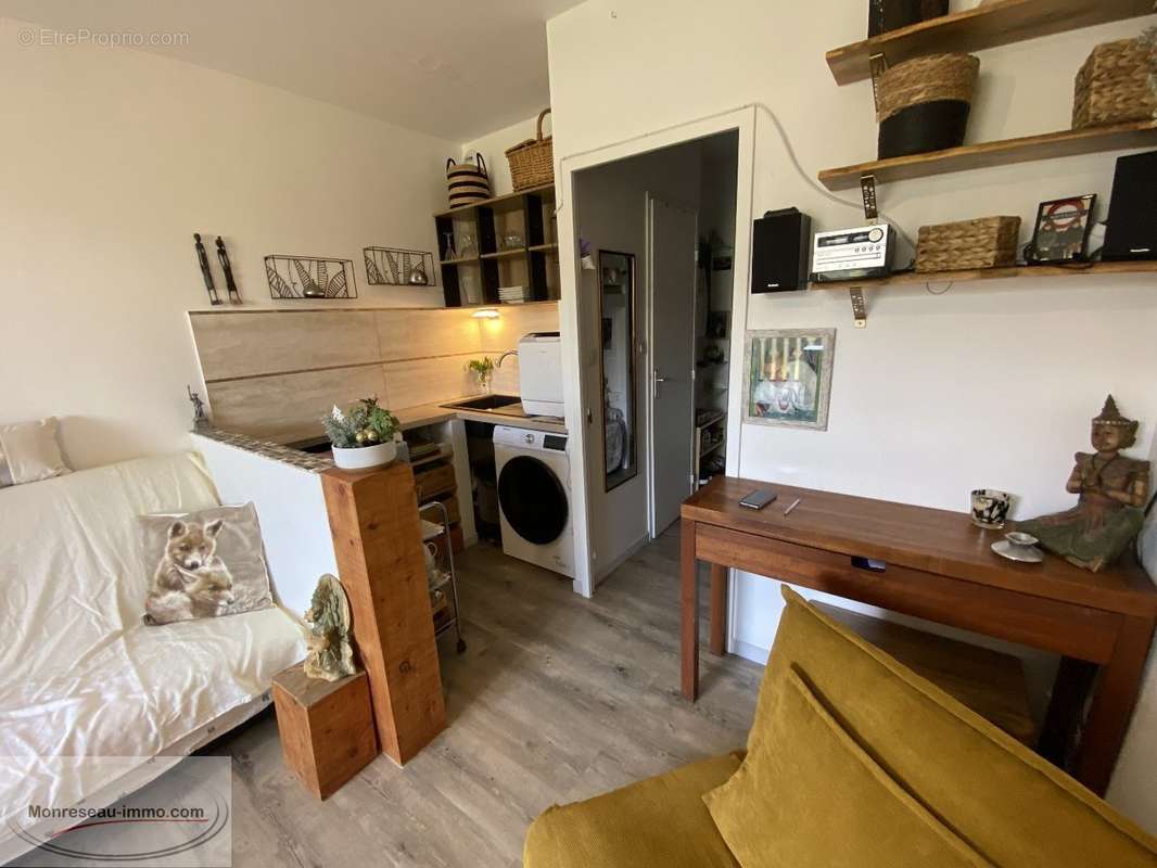 Appartement à GREOLIERES