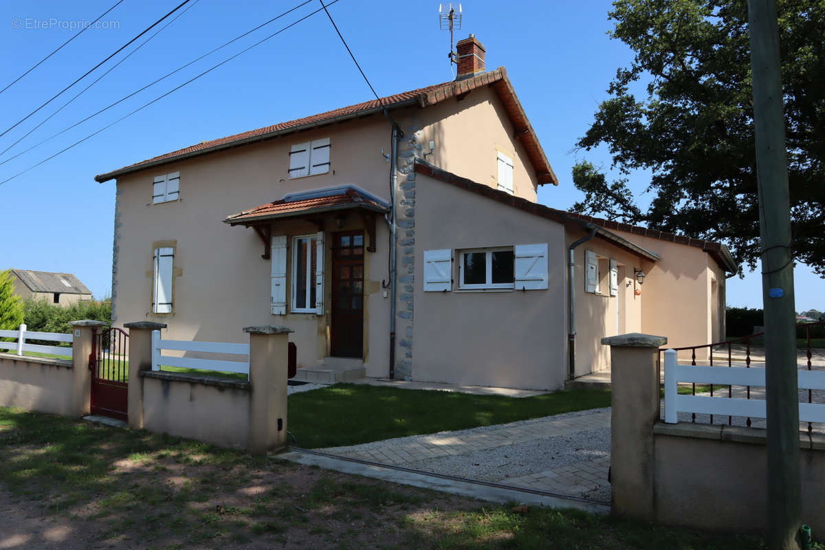 Maison à VOLESVRES