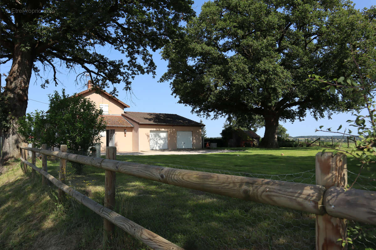 Maison à VOLESVRES