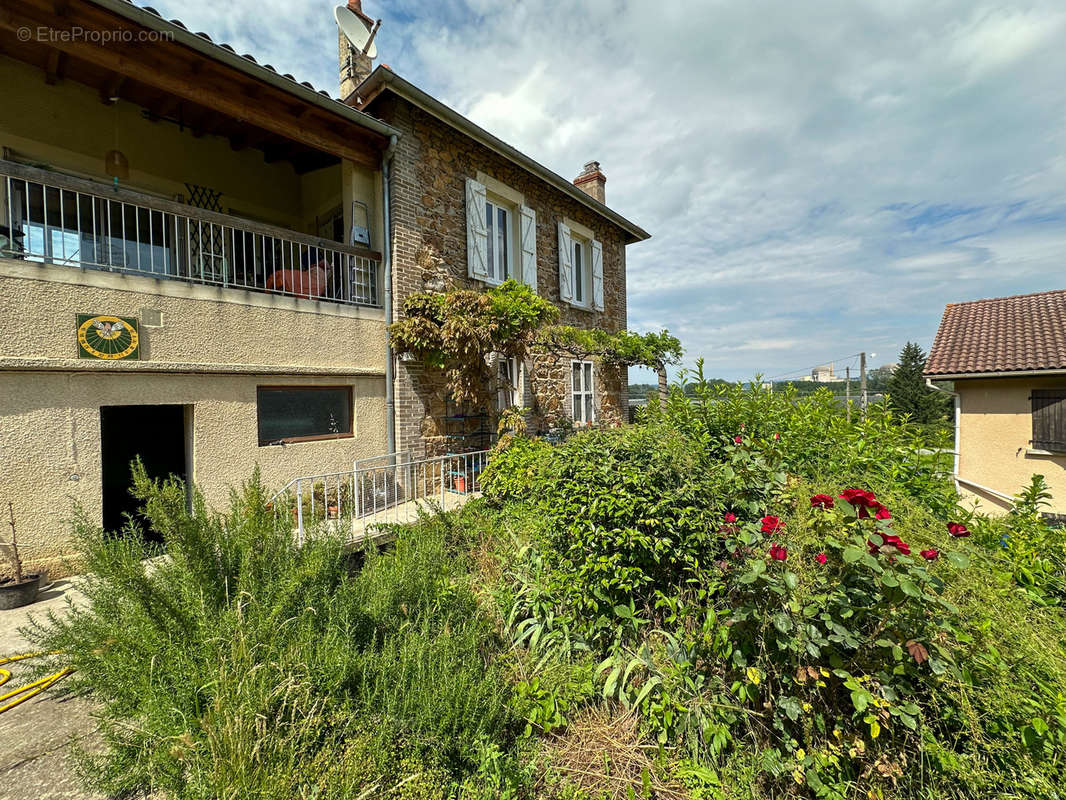 Maison à CHAVANAY