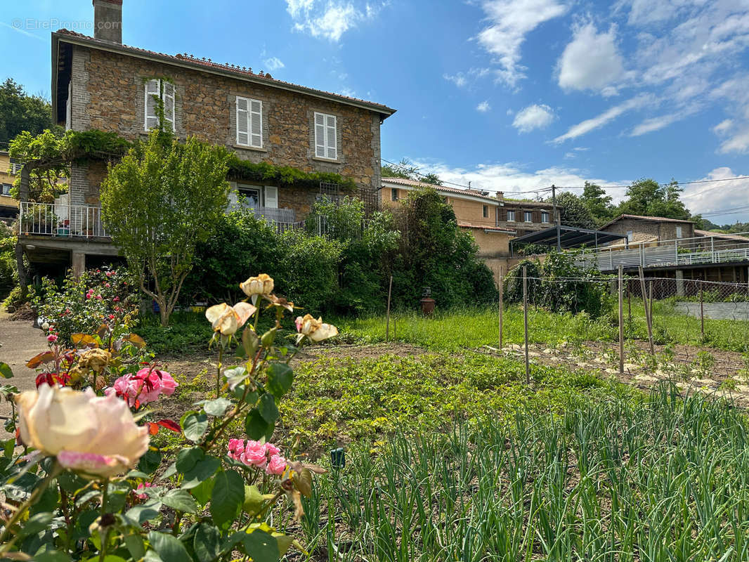 Maison à CHAVANAY