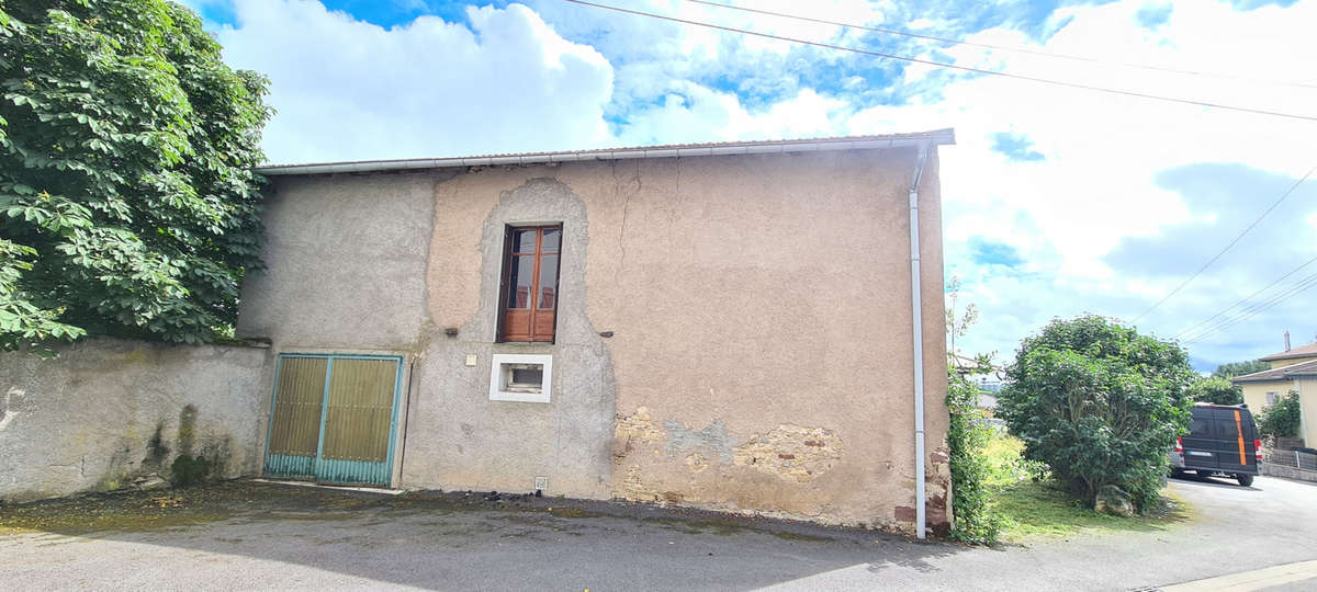 Maison à DOMPAIRE