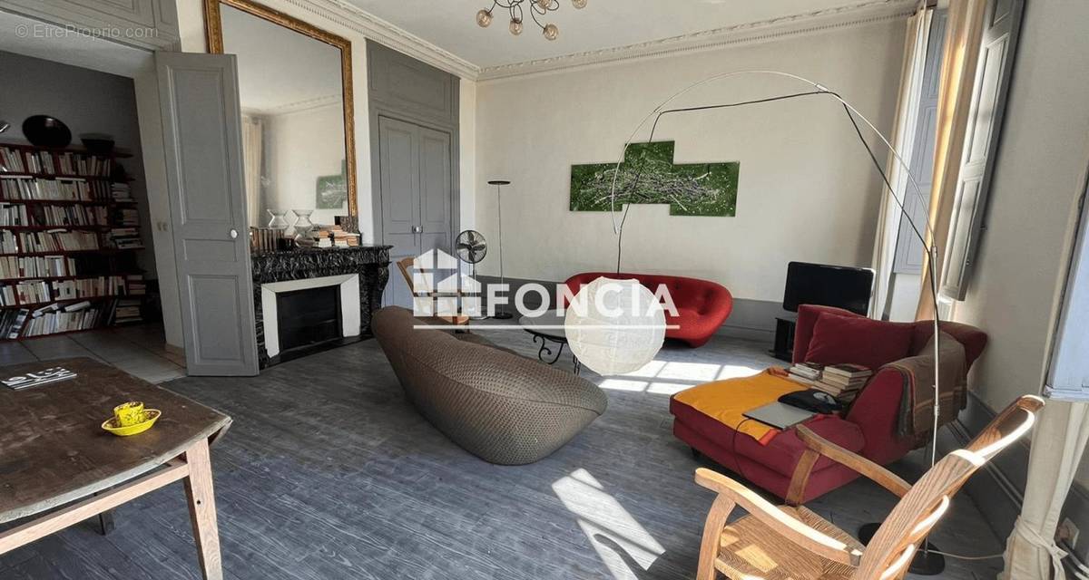 Appartement à NIMES