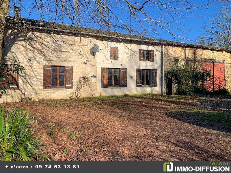 Maison à CHEF-BOUTONNE