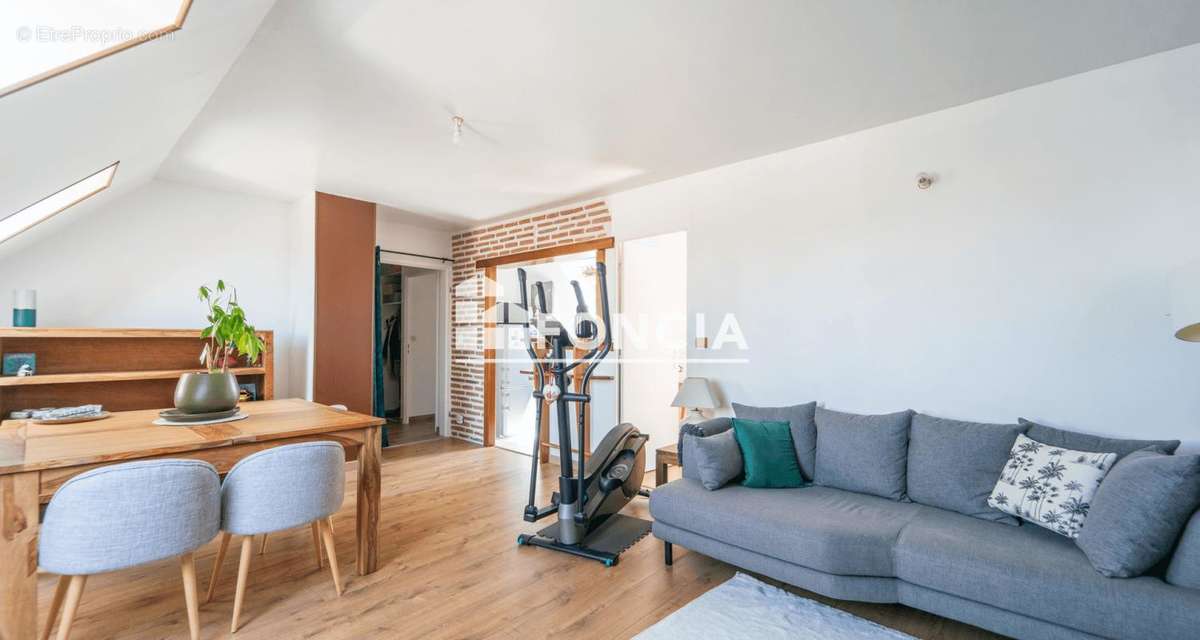 Appartement à MELUN