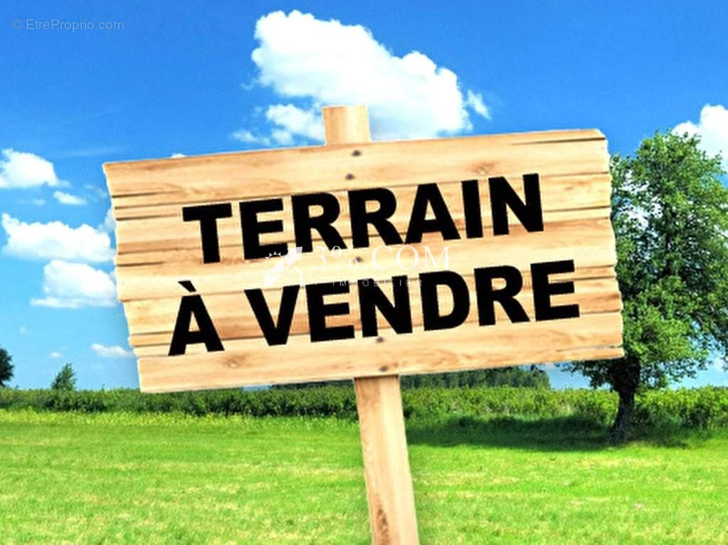 Terrain à GUINES