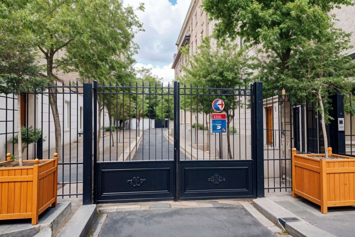 Appartement à NEUILLY-SUR-SEINE