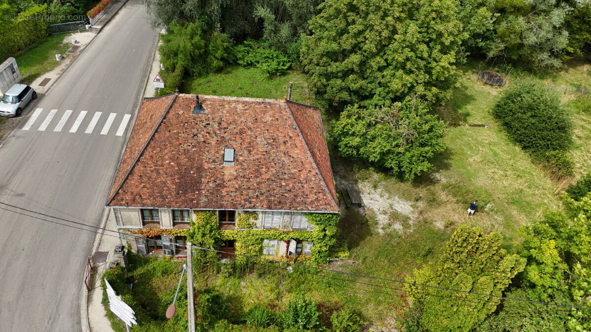 Maison à BREVONNES