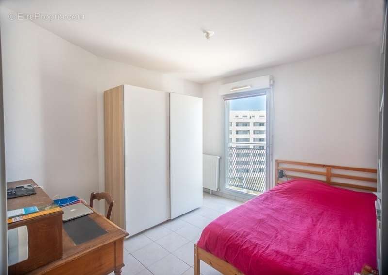 Appartement à MARSEILLE-3E