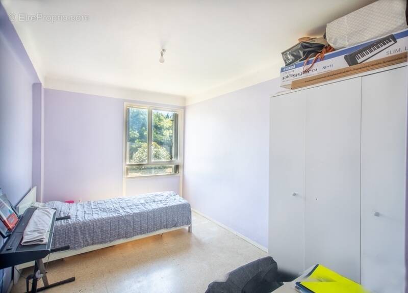 Appartement à MARSEILLE-11E