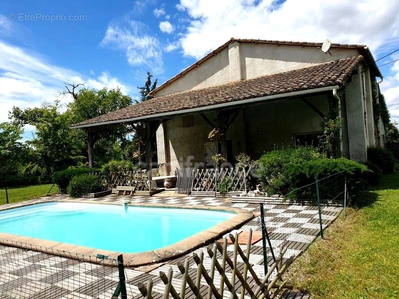 Maison à BEAUMONT-DE-LOMAGNE