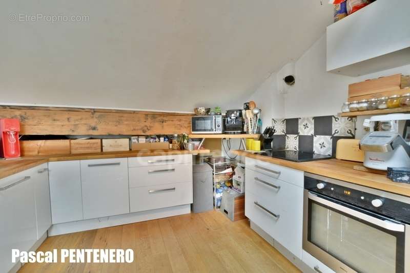 Appartement à LYON-6E