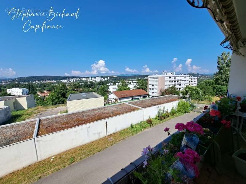 Appartement à GRIGNY