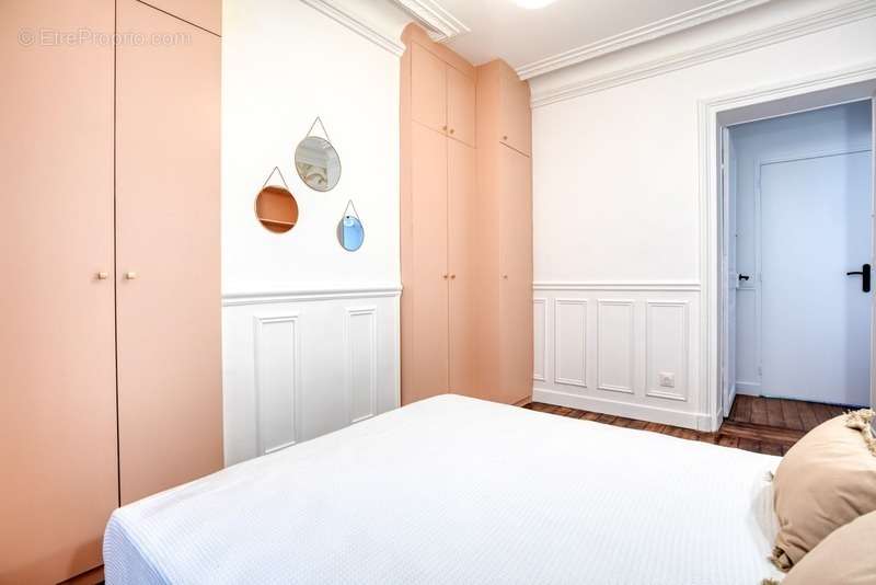 Appartement à PARIS-10E