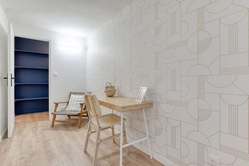 Appartement a louer paris-2e-arrondissement - 3 pièce(s) - 78 m2 - Surfyn