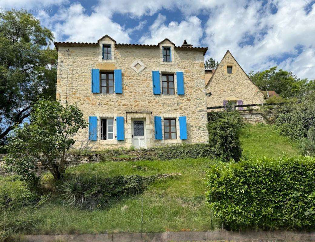 Maison à SAINT-CYBRANET